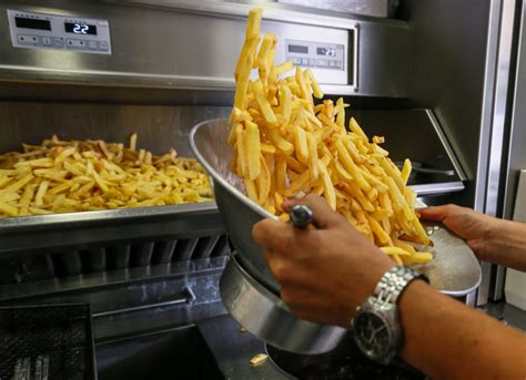 Back to the ‘frituur’: A guide to Brussels’ ‘frites’